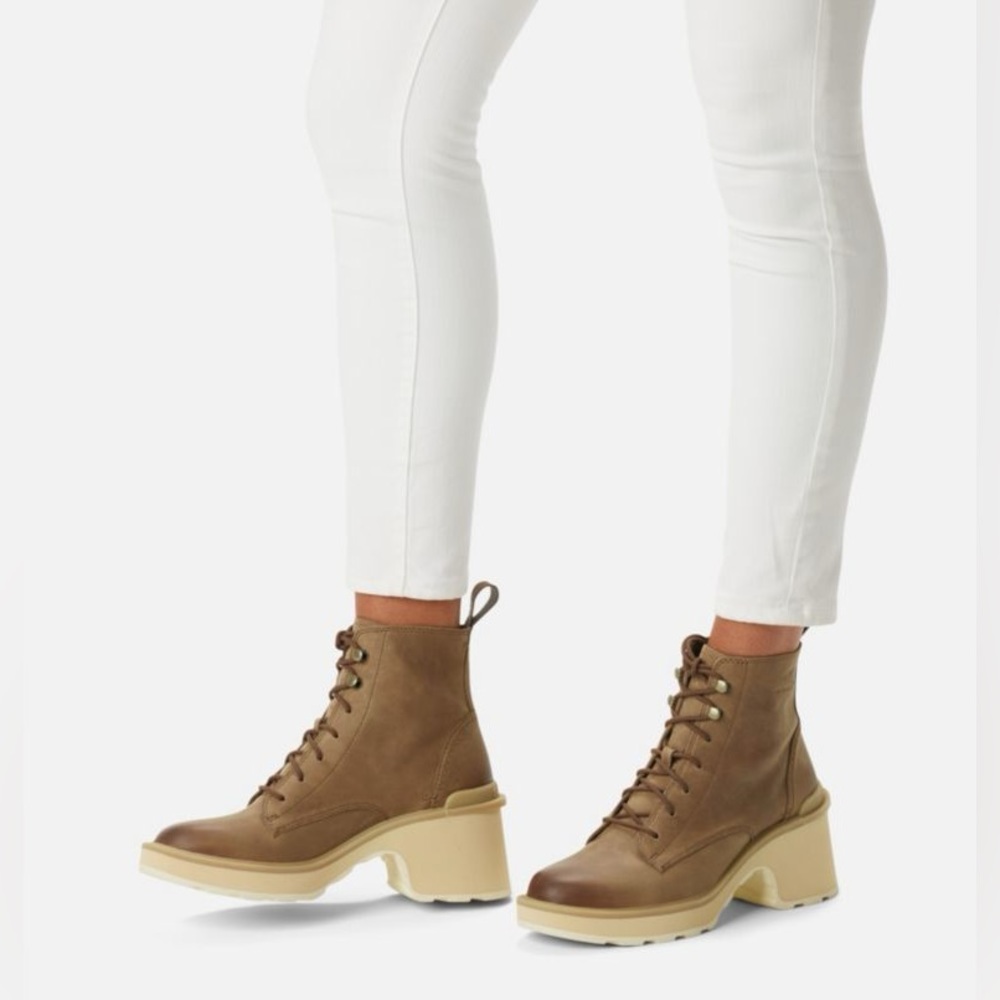 Sorel Hi-Line Lace Up Heeled Boots